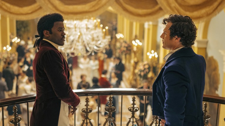 Ncuti Gatwa and Jonathan Groff in Regency-era costume as The Doctor and Rogue